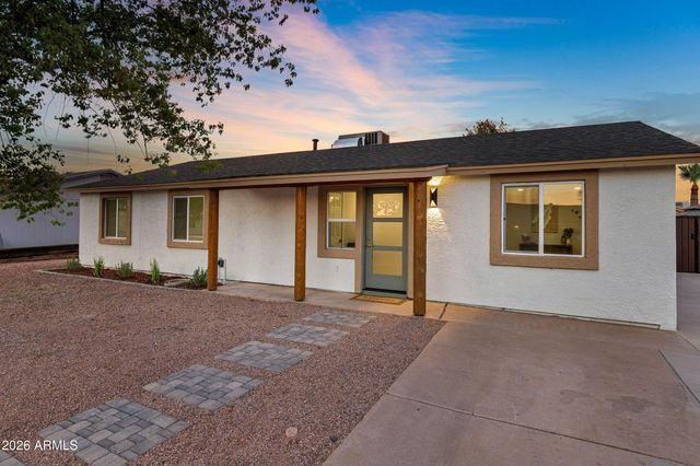 14237 N 38TH Place, Phoenix, AZ 85032