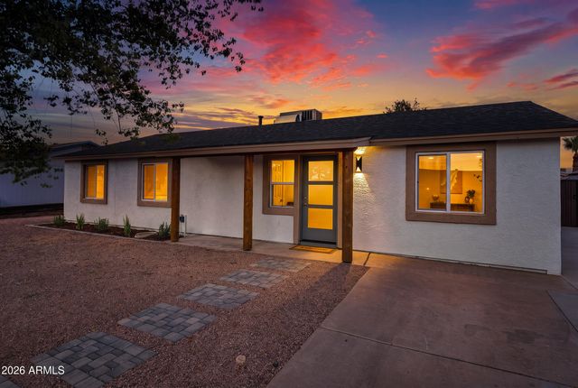 14237 N 38TH Place, Phoenix, AZ 85032