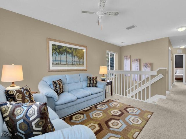 9950 Chiana CIR, Fort Myers, FL 33905