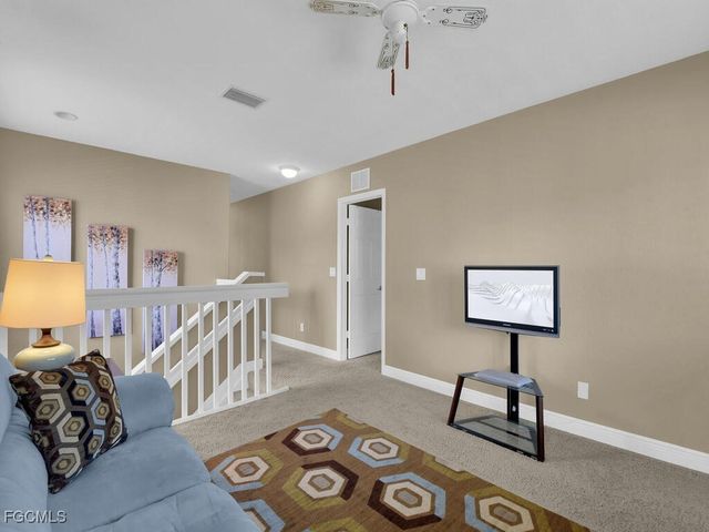 9950 Chiana CIR, Fort Myers, FL 33905