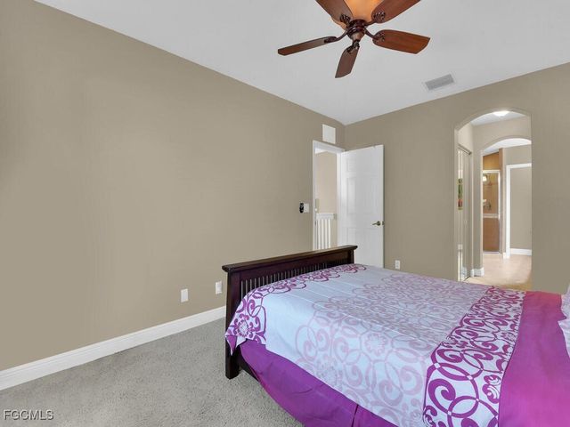 9950 Chiana CIR, Fort Myers, FL 33905