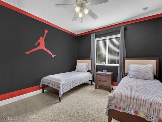 9950 Chiana CIR, Fort Myers, FL 33905