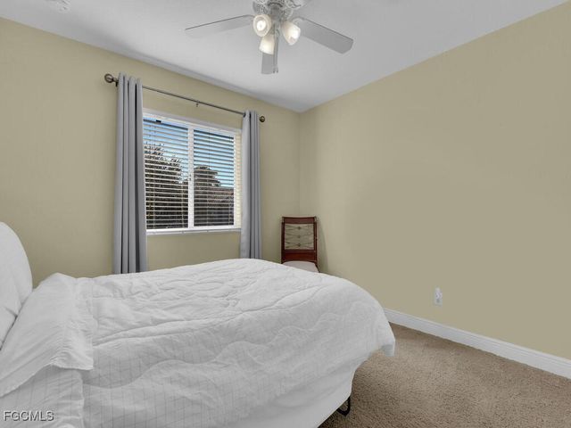 9950 Chiana CIR, Fort Myers, FL 33905