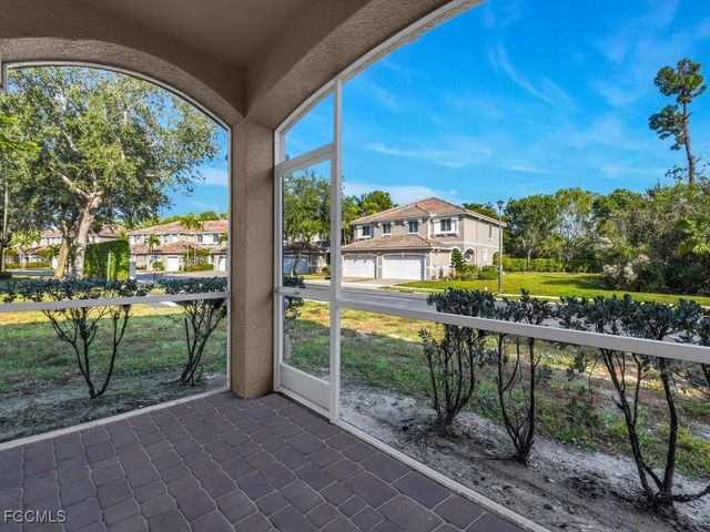 9950 Chiana CIR, Fort Myers, FL 33905