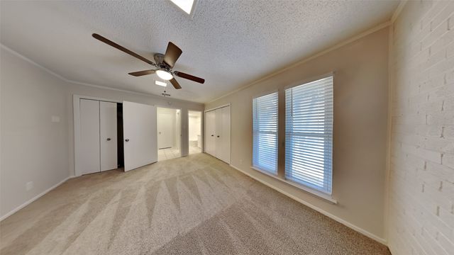 2214 Brigadoon Court, Arlington, TX 76013