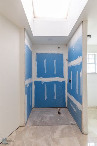 8773 W Lake Road, Abilene, TX 79601