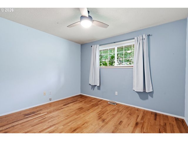 1321 Se 152ND Pl, Portland, OR 97233