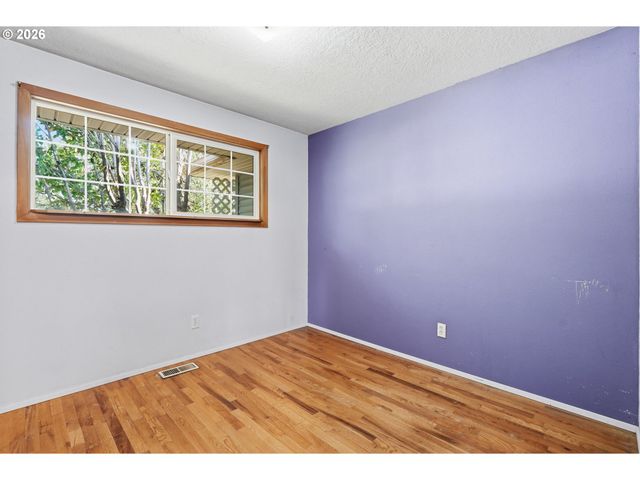 1321 Se 152ND Pl, Portland, OR 97233
