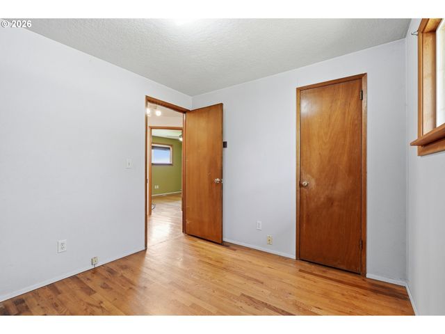 1321 Se 152ND Pl, Portland, OR 97233