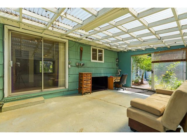1321 Se 152ND Pl, Portland, OR 97233