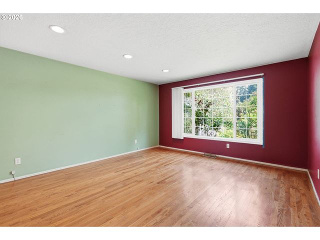 1321 Se 152ND Pl, Portland, OR 97233
