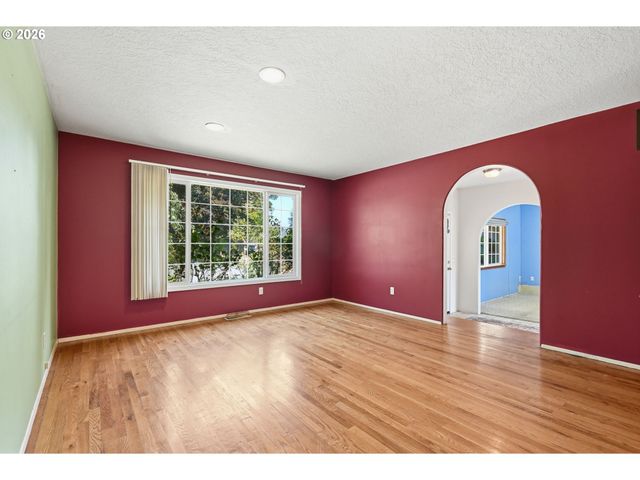 1321 Se 152ND Pl, Portland, OR 97233