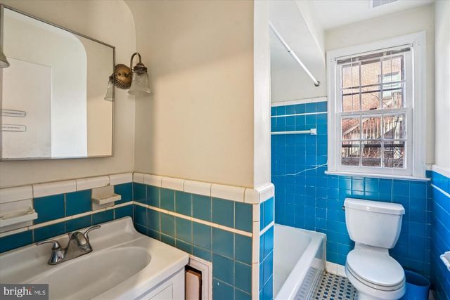 7918 LONG BRANCH PKWY, Takoma Park, MD 20912