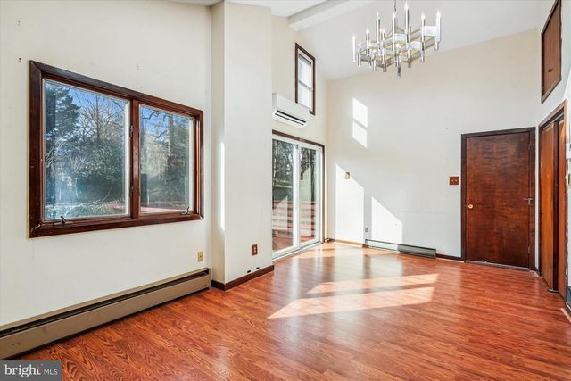 7918 LONG BRANCH PKWY, Takoma Park, MD 20912