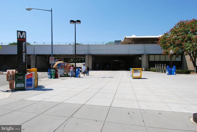 7918 LONG BRANCH PKWY, Takoma Park, MD 20912