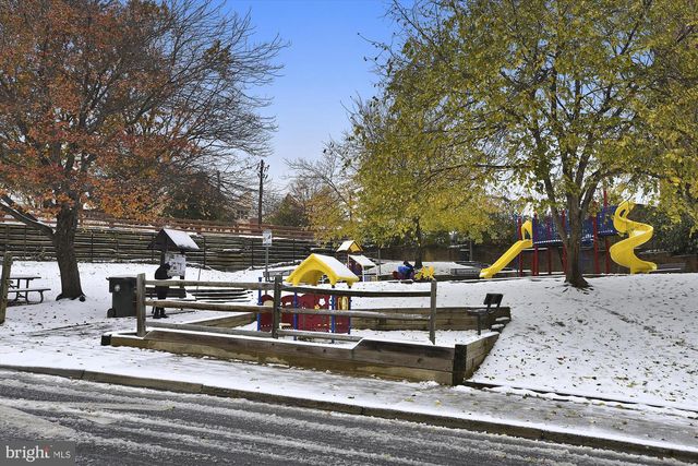 7918 LONG BRANCH PKWY, Takoma Park, MD 20912