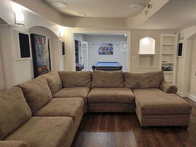10907 Anthony Drive, Orland Park, IL 60467