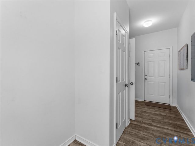 17007 Glensford Dr, Chesterfield, VA 23120