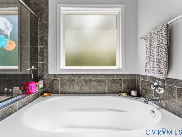17007 Glensford Dr, Chesterfield, VA 23120