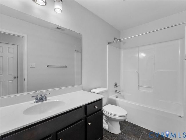 17007 Glensford Dr, Chesterfield, VA 23120