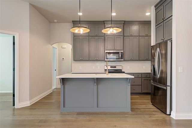 12608 NW 4th Street, Yukon, OK 73099