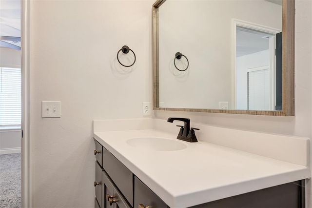 12608 NW 4th Street, Yukon, OK 73099