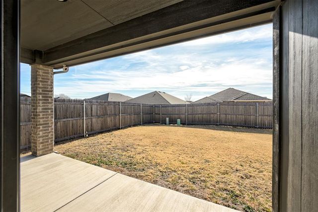 12608 NW 4th Street, Yukon, OK 73099