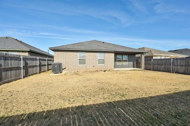 12608 NW 4th Street, Yukon, OK 73099