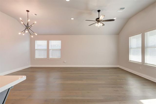 12608 NW 4th Street, Yukon, OK 73099