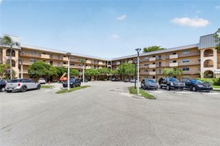 6201 N Falls Cir Dr 207, Lauderhill, FL 33319