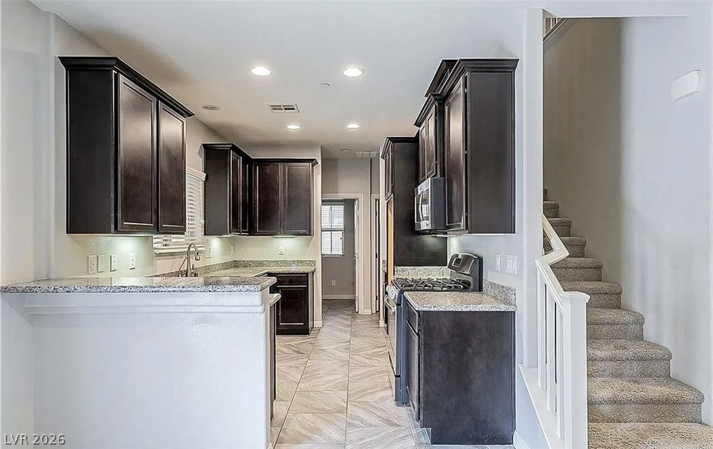 1071 Fish Pond Avenue, Henderson, NV 89014 — photo 3