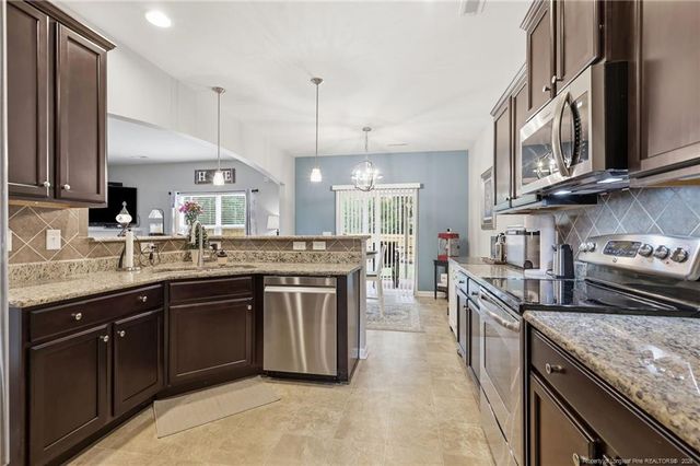 1509 Dulles Road, Hope Mills, NC 28348