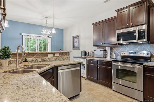 1509 Dulles Road, Hope Mills, NC 28348