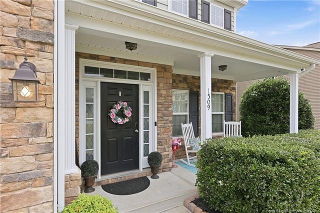 1509 Dulles Road, Hope Mills, NC 28348