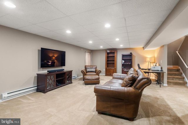 820 MOUNT ROSE RD, Chester Springs, PA 19425