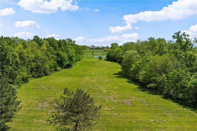 20711 Benson Street, Bucyrus, KS 66013