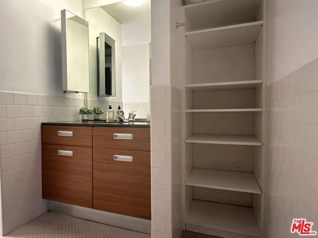 746 S Los Angeles Street 603, Los Angeles, CA 90014