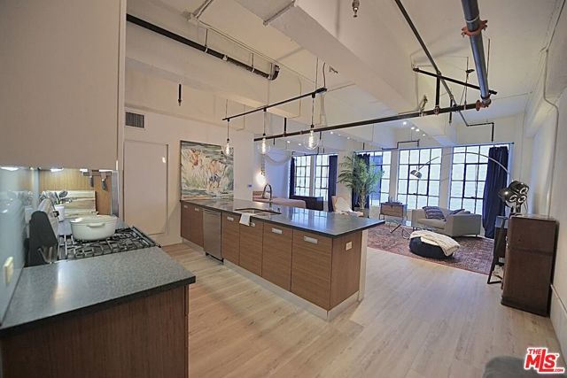 746 S Los Angeles Street 603, Los Angeles, CA 90014