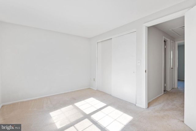 31 PALMER CT, Sterling, VA 20165