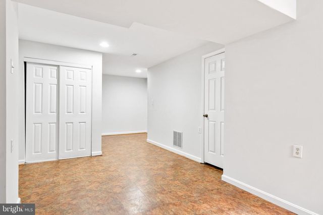 31 PALMER CT, Sterling, VA 20165