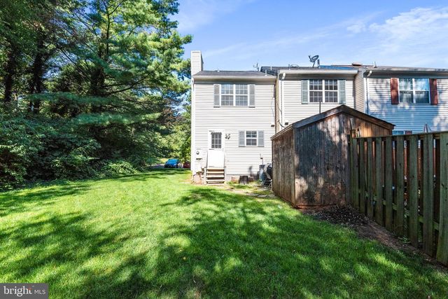 31 PALMER CT, Sterling, VA 20165