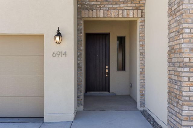 6914 Zachary Road NE, Rio Rancho, NM 87144