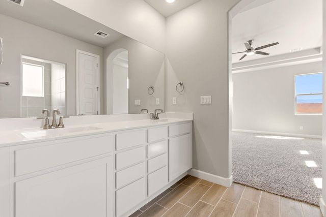 6914 Zachary Road NE, Rio Rancho, NM 87144