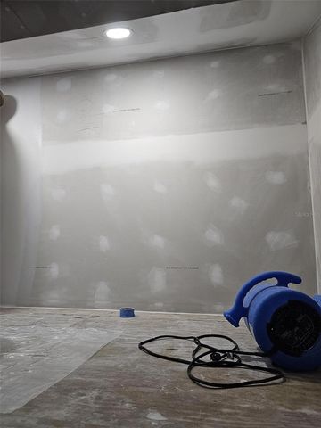 2224 BAHIA VISTA STREET E6, Sarasota, FL 34239