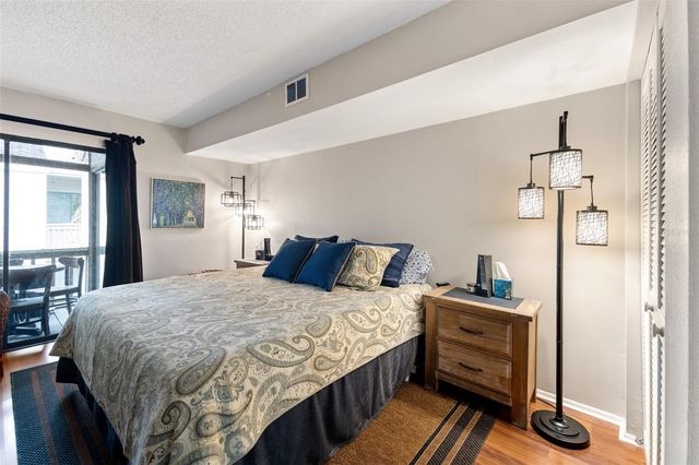 2224 BAHIA VISTA STREET E6, Sarasota, FL 34239