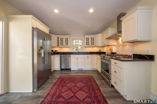 95 Fair Street, Guilford, CT 06437