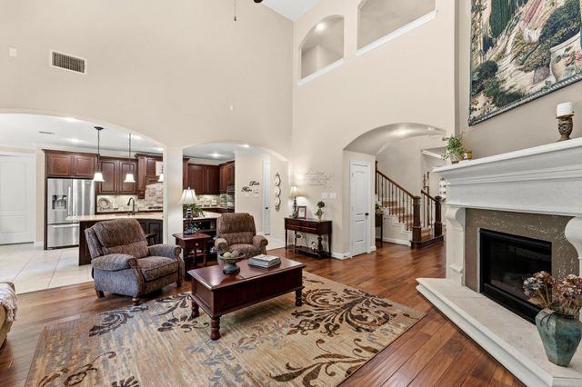 2097 Graystone Hills Drive, Conroe, TX 77304