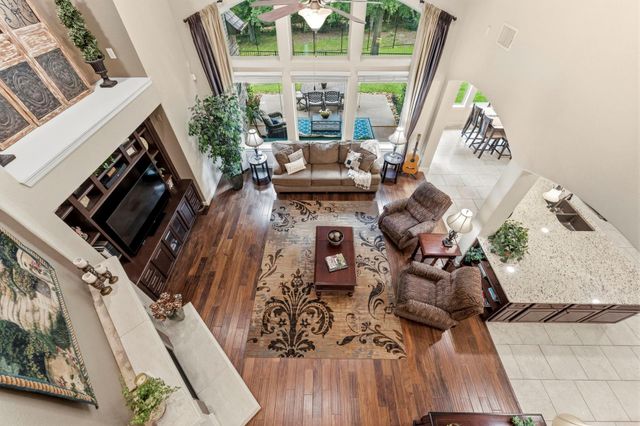 2097 Graystone Hills Drive, Conroe, TX 77304