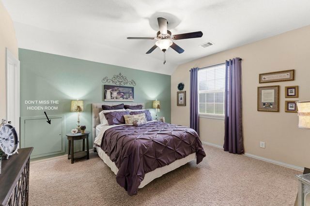2097 Graystone Hills Drive, Conroe, TX 77304
