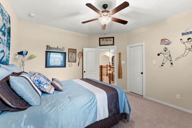 2097 Graystone Hills Drive, Conroe, TX 77304